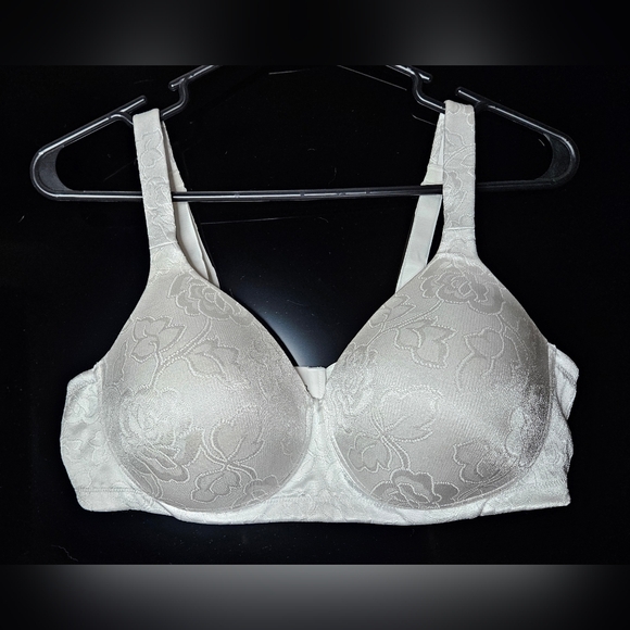 NWOT Vanity Fair Women's Body Shine Full Coverage Wirefree Bra Size 40C - Picture 2 of 5